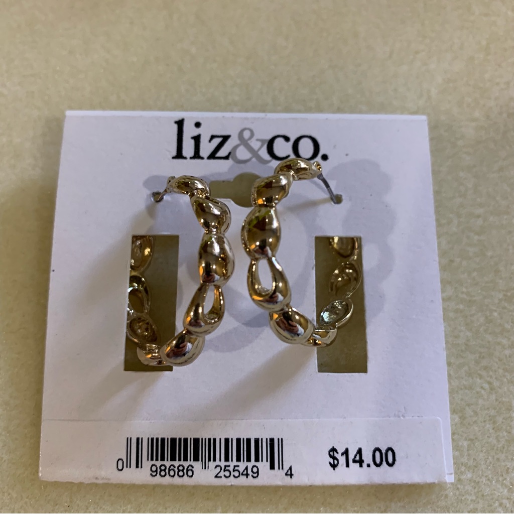 LizCo Gold Tone Hoops Earring 10$